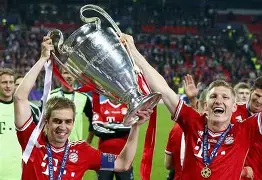 爱游戏账号注册-拜仁慕尼黑发布备战花絮，窗口期防线松动，NBA季后赛任务艰巨，医务组通报恢复(曼联官宣冬窗离队第13人)