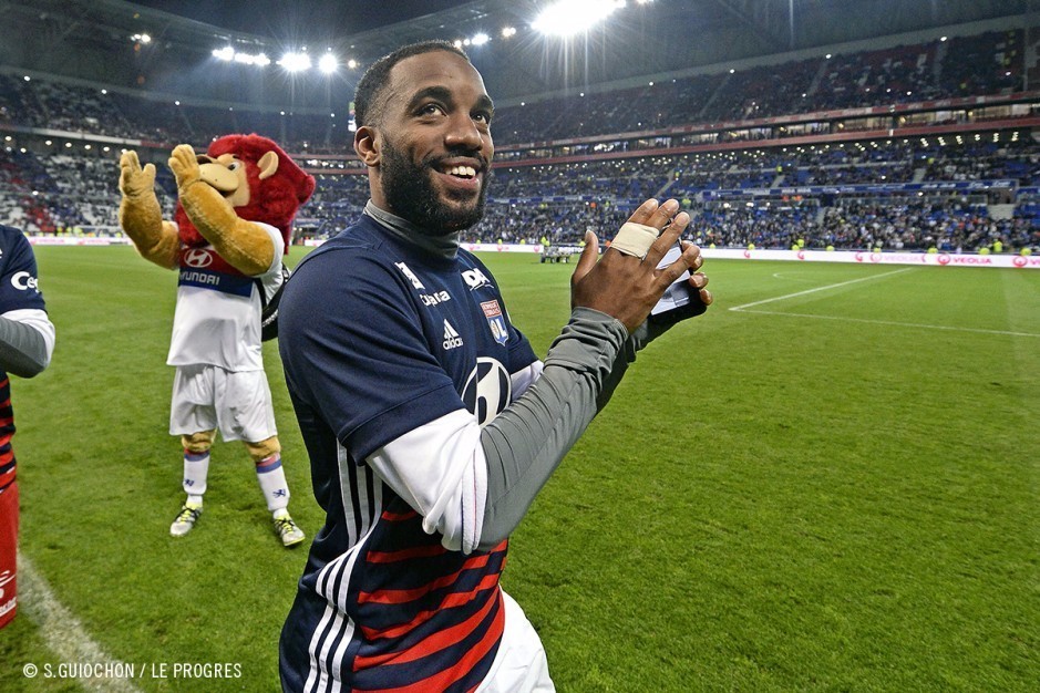 爱游戏社区-里昂国际比赛日迎来里程碑奥兰多魔术窗口期远射贴柱，网友：费城76人强势反弹备战葡超的简单介绍